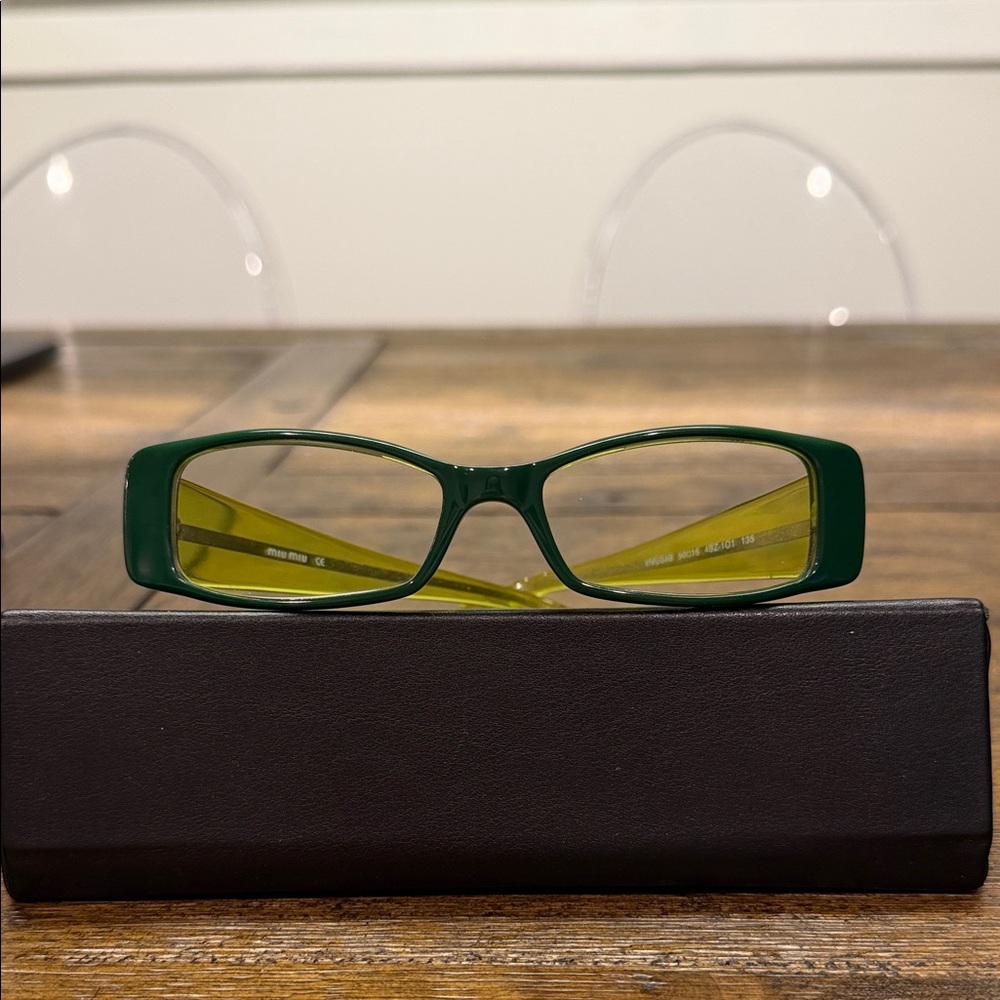 Miu Miu vintage Green Rectangular Glasses - Picture 5 of 9